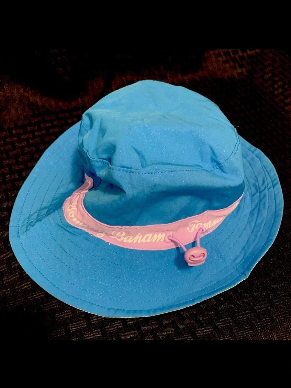 Tommy Bahama Adjustable Cinch Bucket Hat